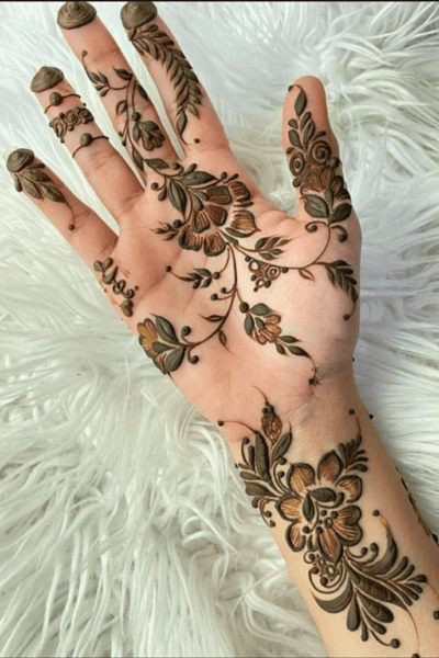 Leafy Vine Trail Mehndi Design