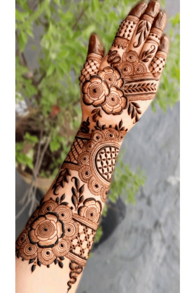 Floral front hand mehndi design